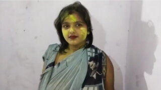 Indian New Holi Viral Video 2024 Naukar Ne Apni Malkin Ko Choda Holi Ke Din Hindi Aawaz Ke Saath 